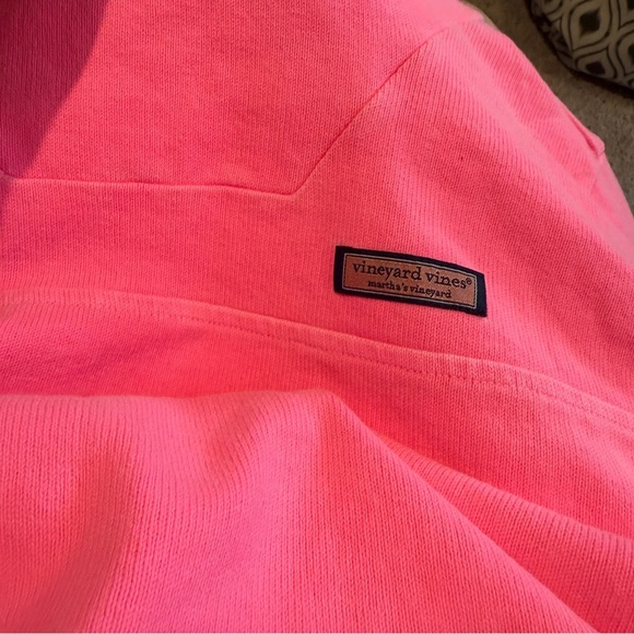 Vineyard Vines Pink Pullover Sweatshirt Size Medium - Picture 4 of 7